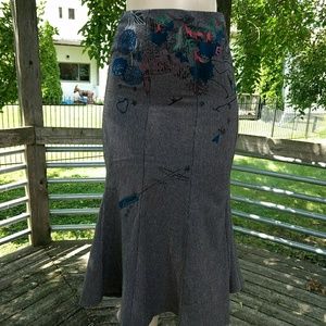 NWT Toleen tulip skirt size 6. Very Anthropologie!